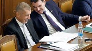„Nepokradeš, Kelišová.“ Bizarní spory o nedůvěru vládě! Babiš: „Krást nebudu, mám celkem dost peněz“ „Nepokradeš, Kelišová.“ Bizarní spory o nedůvěru vládě! Babiš: „Krást nebudu, mám celkem dost peněz“