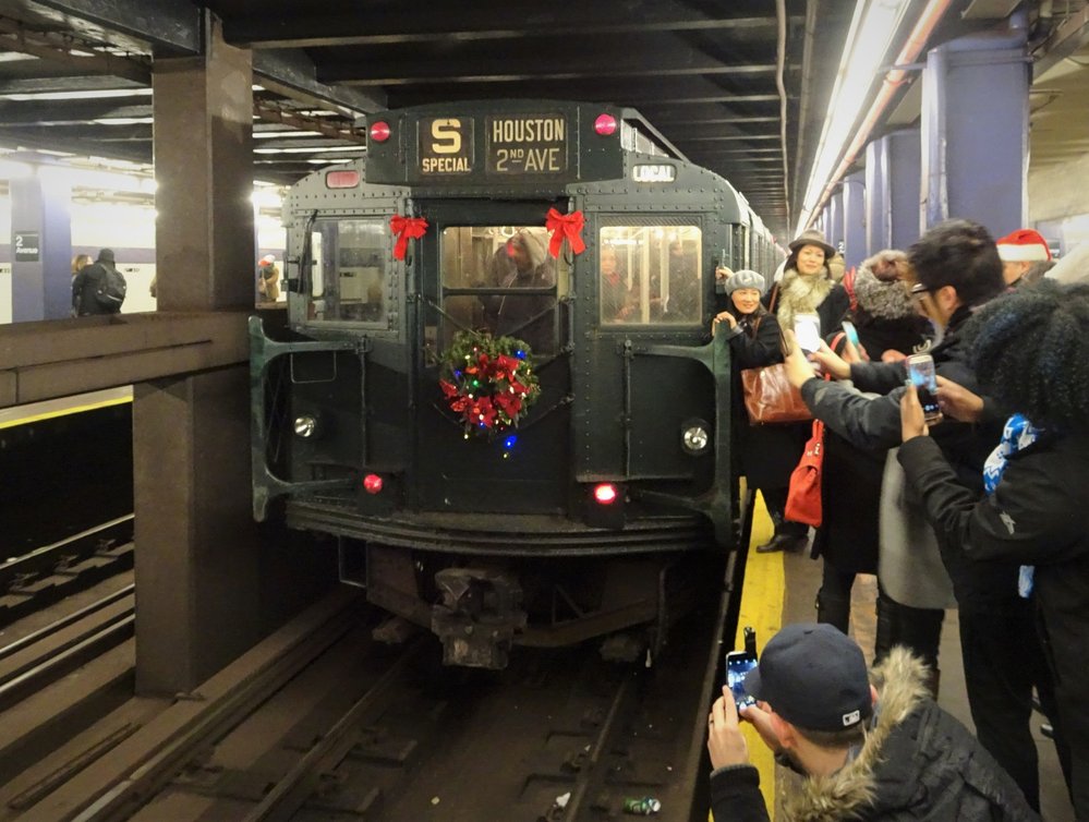 Tradiční vánoční Nostalgia train v roce 2016