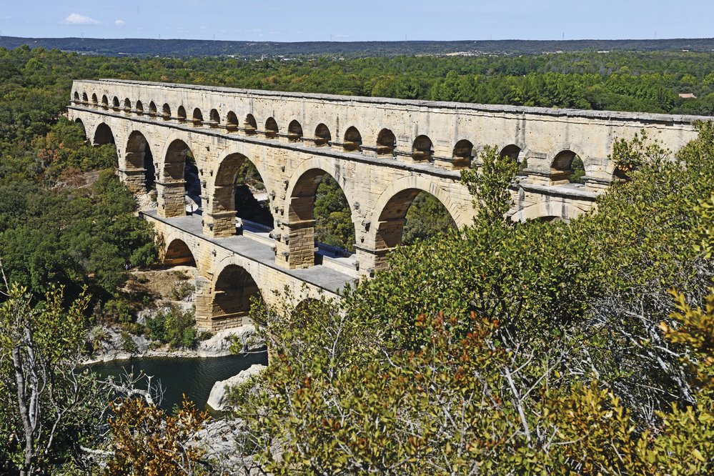 Římský akvadukt Pont du Gard je naprostý architektonický unikát