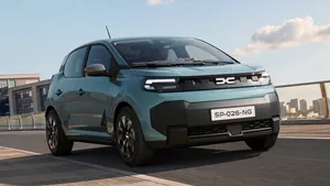 Nová Dacia Spring trochu vyrostla a ujede dále. Cenu hodlá držet pod půl milionem korun Nová Dacia Spring trochu vyrostla a ujede dále. Cenu hodlá držet pod půl milionem korun