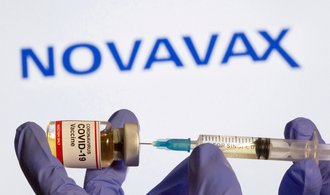 Léková agentura EMA schválila vakcínu Novavax. Část by se mohla vyrábět v Česku
