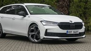 Novodobá Škoda Superb má 25 let! Kdo ví, kde by bez něj dnes Škodovka byla Novodobá Škoda Superb má 25 let! Kdo ví, kde by bez něj dnes Škodovka byla