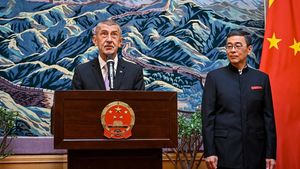 Nový čínský velvyslanec v Česku: Babiš, Klaus i Okamura na recepci! Kdo další přišel? Nový čínský velvyslanec v Česku: Babiš, Klaus i Okamura na recepci! Kdo další přišel?