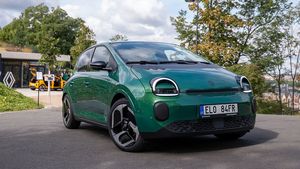 Nový Renault Twingo E-Tech vs. konkurenti v Česku: Jak si stojí vedle insteru, T03 a springu?