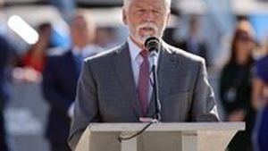 Obří kolony na dnech NATO v Ostravě. „Hrozeb přibývá,“ pronesl Pavel Obří kolony na dnech NATO v Ostravě. „Hrozeb přibývá,“ pronesl Pavel