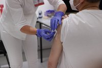 Očkování u praktiků: Máme strach z distribuce a velkých balení vakcín, shodují se
