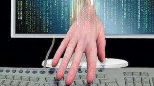 Od lajků k bílému koni. Podvodníci mění scénář za pochodu a vysávají účty Od lajků k bílému koni. Podvodníci mění scénář za pochodu a vysávají účty