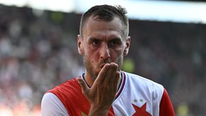 ONLINE: Slavia - Zbrojovka 1:0. Chorý proměnil penaltu! Dvě zranění domácích opor ONLINE: Slavia - Zbrojovka 1:0. Chorý proměnil penaltu! Dvě zranění domácích opor