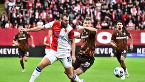 ONLINE: Slavia - Plzeň 0:0. Šlágr kola! Sešívání s Chorým i Holešem, za hosty Červ