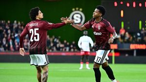 ONLINE: Sparta - Pardubice 1:0. Rychlý gól, chybu v rozehrávce hostů potrestal Mercado ONLINE: Sparta - Pardubice 1:0. Rychlý gól, chybu v rozehrávce hostů potrestal Mercado