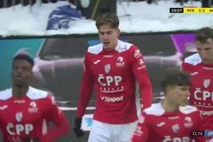 ONLINE + VIDEO: Pardubice - Sparta 1:1. Zlatohlávek srovnal
