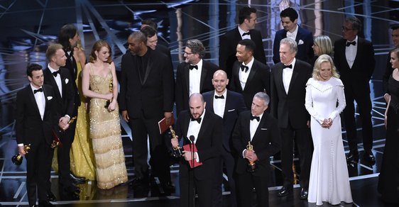 Oscary: Příliš černobílé výsledky a pointa pro Trumpa