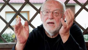 Oslava 80 se nekonala: Nedvěd přiznal nemoc a zmínil rakev