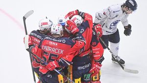 Pardubice porazily Plzeň, rekordní výhra Třince. Kladno padlo po nájezdech, slaví Kometa Pardubice porazily Plzeň, rekordní výhra Třince. Kladno padlo po nájezdech, slaví Kometa