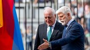 Pavel na Hradě přijal prezidenta Arménie. Země má vztahy s Moskvou, ale chce do EU Pavel na Hradě přijal prezidenta Arménie. Země má vztahy s Moskvou, ale chce do EU