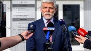 Pavlova dvě další veta: Shodil i snadnější vyhazovy úředníků. A podepsal návrat EET Pavlova dvě další veta: Shodil i snadnější vyhazovy úředníků. A podepsal návrat EET