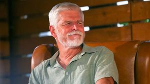 Petr Pavel: Nejsem kontaktní typ, Macron pochopil, že objímání nebude. Za Ankarou děláme s Babišem čáru Petr Pavel: Nejsem kontaktní typ, Macron pochopil, že objímání nebude. Za Ankarou děláme s Babišem čáru