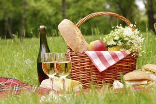Večeřte venku! 11 skvělých receptů na piknik
