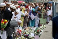 Muslimský starosta při pietě v Londýně: Nechutné činy nejsou ve jménu nás