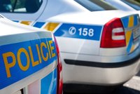 Řidič na Šumpersku přejel mladíkovi (17) nohu a ujel: Policie pátrá po specifickém vozidle
