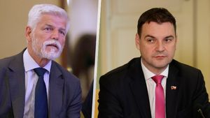 Političtí rivalové v New Yorku: Pavel a Macinka se nepotkali… ani u snídaně! Političtí rivalové v New Yorku: Pavel a Macinka se nepotkali… ani u snídaně!