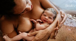Porod v detailu a bez příkras. Podívejte se na 102 snímků, které vás ohromí svou krásou i syrovostí 
