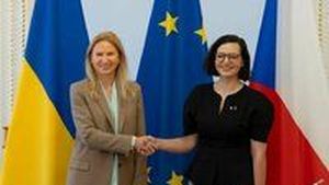 Poslanci zatrhli Urbanové cestu na Ukrajinu: Stejně do Kyjeva vyrazila! Poslanci zatrhli Urbanové cestu na Ukrajinu: Stejně do Kyjeva vyrazila!