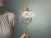 Používáte zrcadlo správně? S těmito rituály si přivoláte lásku, sebevědomí a bohatství