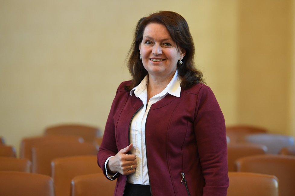 Akademický senát Univerzity Karlovy volil 22. října 2021 v Praze nového rektora univerzity. Na snímku je kandidátka Milena Králíčková.