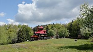 Prašivá: Legendární chata, na niž přispěl sám Masaryk a kterou zvelebily Stezky z lásky