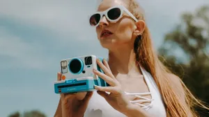 Přehled fotoaparátů pro instantní fotografii. Jsou trochu magické, docela drahé a vlastně zbytečné Přehled fotoaparátů pro instantní fotografii. Jsou trochu magické, docela drahé a vlastně zbytečné