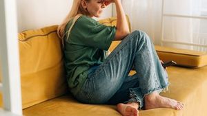 Problémy s pamětí mohou znamenat počínající demenci. Deset tipů, jak s ní bojovat