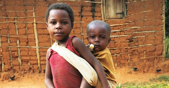 Afričtí Pygmejové začali růst. Kmen známý svojí malou výškou už není, co býval
