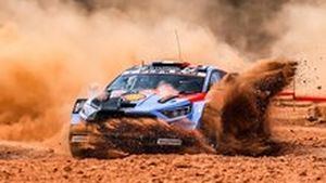 Rallye Sardinie po 1. dnu: Vede Neuville, titulu je blíže Evans Rallye Sardinie po 1. dnu: Vede Neuville, titulu je blíže Evans