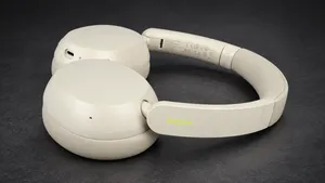 Recenze sluchátek Redmi Headphones Neo: Levná, odolná a skládací s ANC a Hi-Res zvukem přes USB Recenze sluchátek Redmi Headphones Neo: Levná, odolná a skládací s ANC a Hi-Res zvukem přes USB