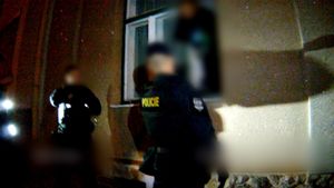 Recidivistovi krádež v Brně nevyšla: Policisté ho čekali pod oknem
