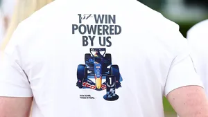 Red Bull oslavil první vítězství se svou vlastní pohonnou jednotkou Red Bull oslavil první vítězství se svou vlastní pohonnou jednotkou