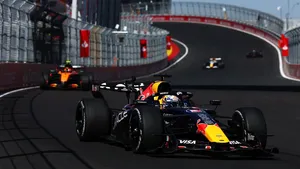 Red Bull trápí záhadný problém. Podle Mekiese se jeho řešení protáhne i do příští sezony Red Bull trápí záhadný problém. Podle Mekiese se jeho řešení protáhne i do příští sezony