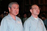 Zemřel první korejský prezident (†88) z přímé volby. Za puč a korupci šel do vězení