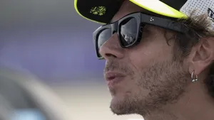 Rossi se těší na souboj s Verstappenem. Bude představovat velký problém, přiznává legenda MotoGP Rossi se těší na souboj s Verstappenem. Bude představovat velký problém, přiznává legenda MotoGP