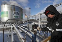 Ukončení dovozu ruské ropy do EU? Ministr Síkela nevyloučil českou podporu embarga