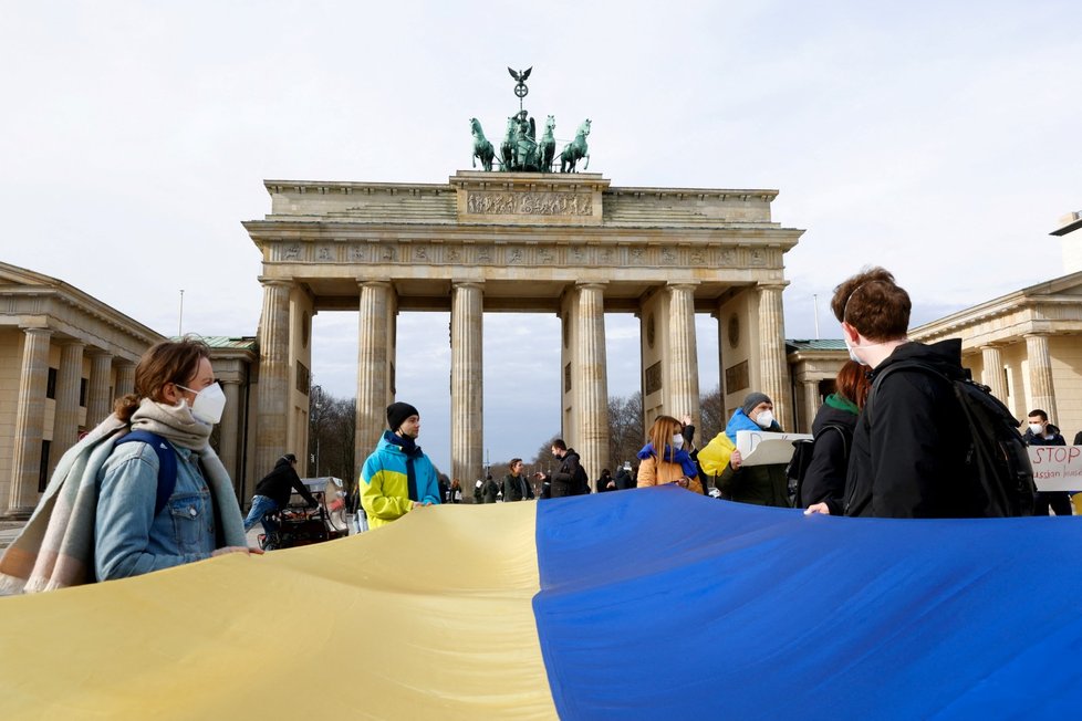 Němci vyjadřují podporu napadané Ukrajině (24. 2. 2022)