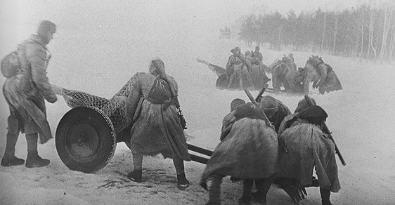 Živí a mrtví v SSSR: Podívejte se na téměř neznámé fotografie Velké vlastenecké války