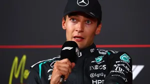 Russell na boj o titul podle svých slov nemyslí. Soustředím se na vyhrávání závodů, tvrdí Russell na boj o titul podle svých slov nemyslí. Soustředím se na vyhrávání závodů, tvrdí