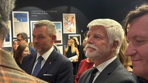 S Ficem na ostří nože, s Pellegrinim na výstavu: Petr Pavel kličkuje v česko-slovenských vztazích S Ficem na ostří nože, s Pellegrinim na výstavu: Petr Pavel kličkuje v česko-slovenských vztazích