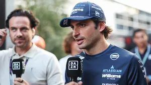 Sainz a Pérez dostali po kvalifikaci penalizace Sainz a Pérez dostali po kvalifikaci penalizace