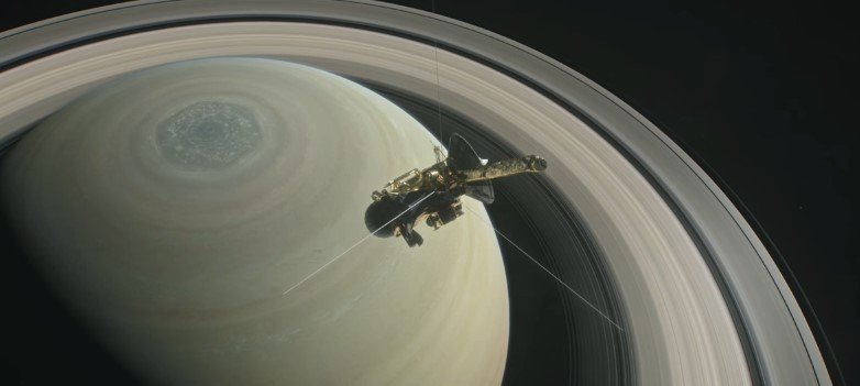 Král prstenců Saturn z blízka