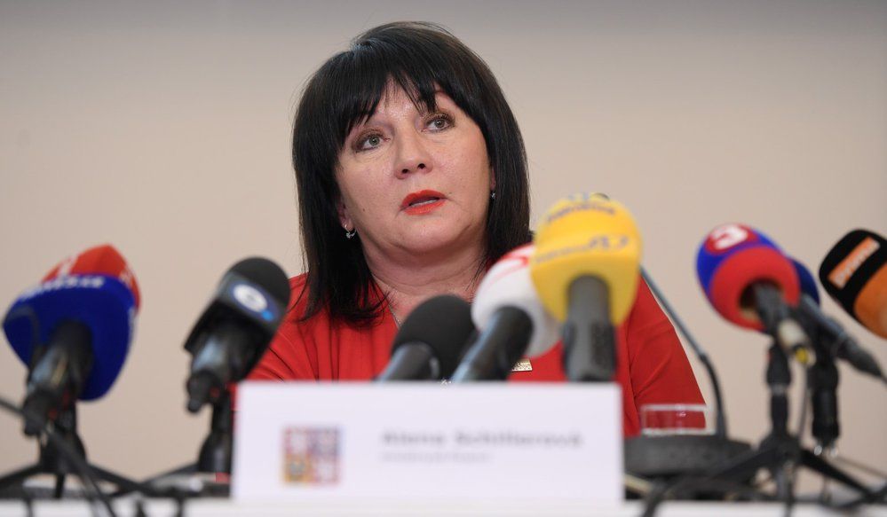 Ministryně financí Alena Schillerová vystoupila v Praze na tiskové konferenci k výsledkům státního rozpočtu za rok 2018 (3. 1. 2019)