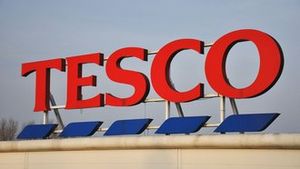 Schyluje se k velké bitvě o české Tesco? Zájem má Lidl, Albert i Biedronka