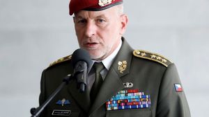 Šéf armády Hlaváč nedostal povolenku!? Česko nebude na bezpečnostní konferenci v Kyjevě Šéf armády Hlaváč nedostal povolenku!? Česko nebude na bezpečnostní konferenci v Kyjevě